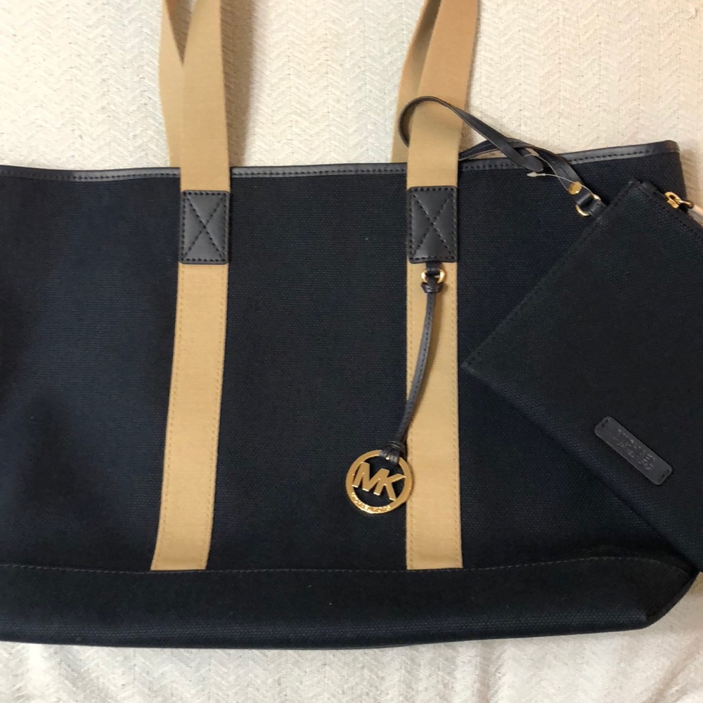 Michael Kors Bryce Large Grab Bag Tote in Navy NWT